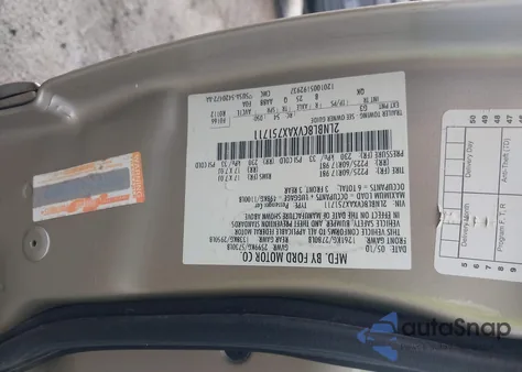 2010 Lincoln Town Car Signature Limited from USA, damaged, VIN 2LNBL8CVXAX751711